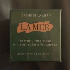 BN box sealed Creme de la mer moisturizing cream